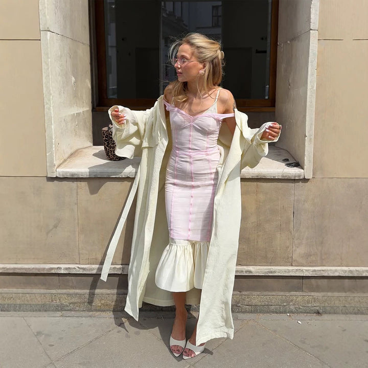 Women's long light trench coat with cape detail and wide fall Amarae