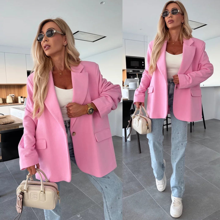 Oversized women's jacket with a chic cut and practical pockets Lune London
