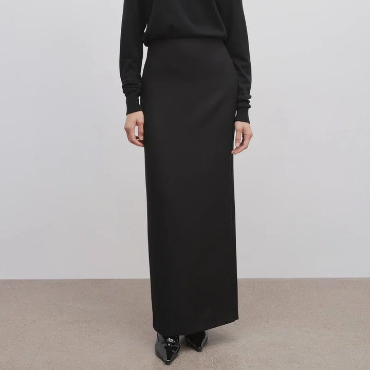 Robe maxi élégante pour femmes avec coupe étroite et fluide Chic & Stil