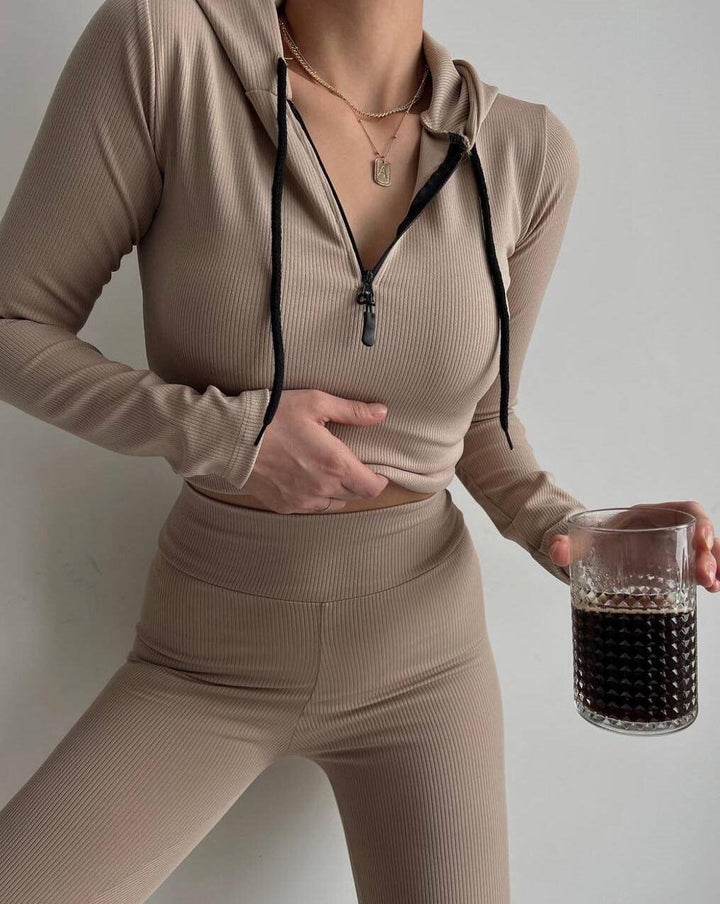 Women Sporty Long Sleeve Top Chic & Stil