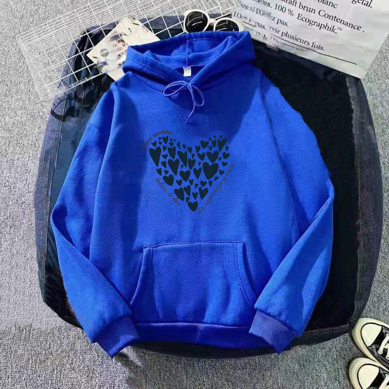 Women's hoodie with creative heart design Chic & Stil