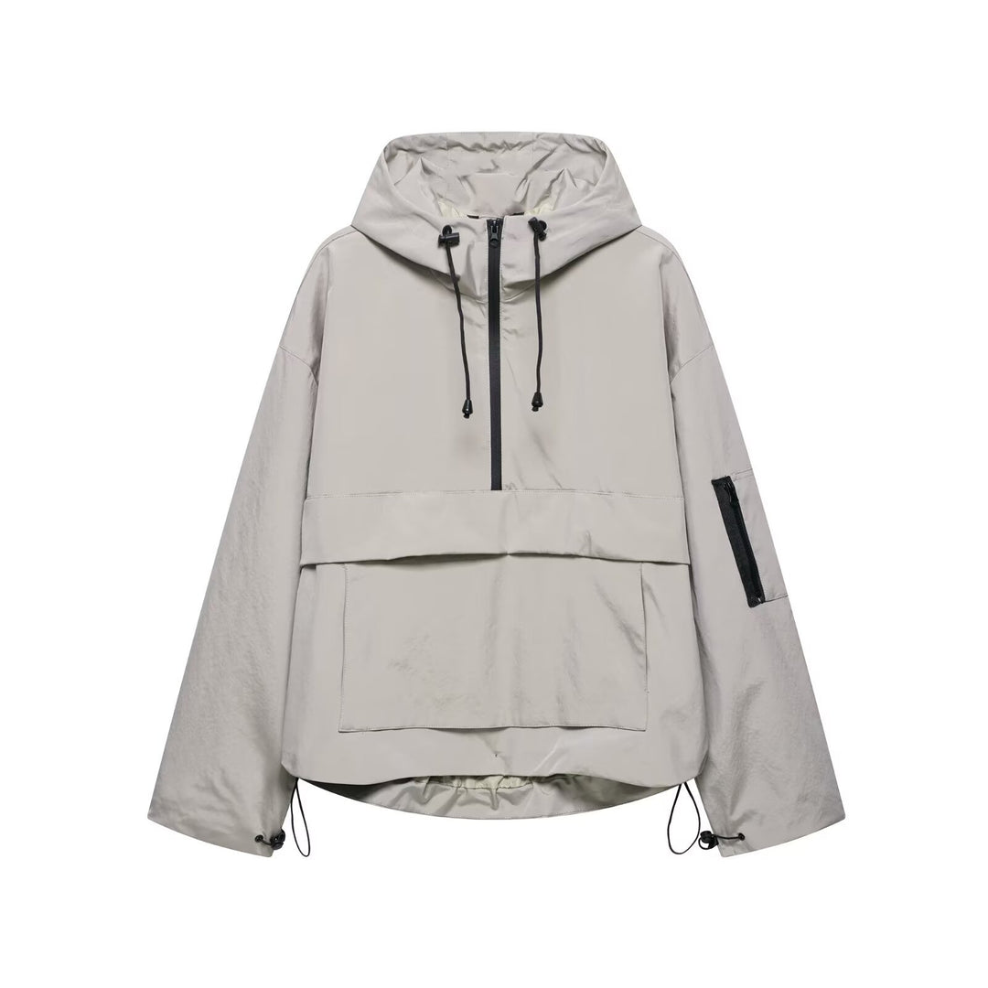 Veste de loisirs pour femmes avec col à capuche ajustable et poches pratiques Chic & Stil