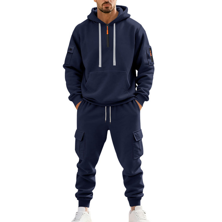 Casual outfit for men with practical pockets and zipper Lune London