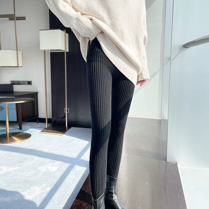 Ribbed leggings for women with high waist and fine texture Lune London