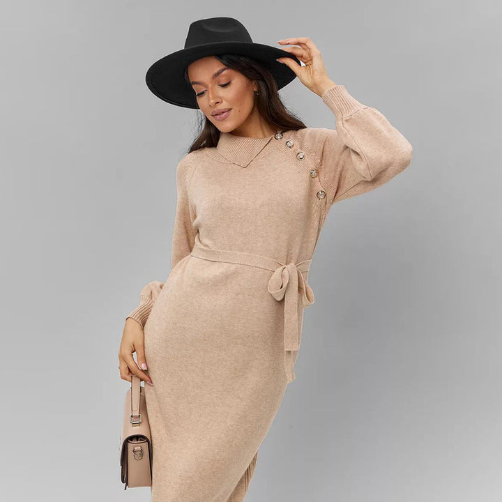Robe tricotée pour femmes avec ceinture et détails de boutons Chic & Stil
