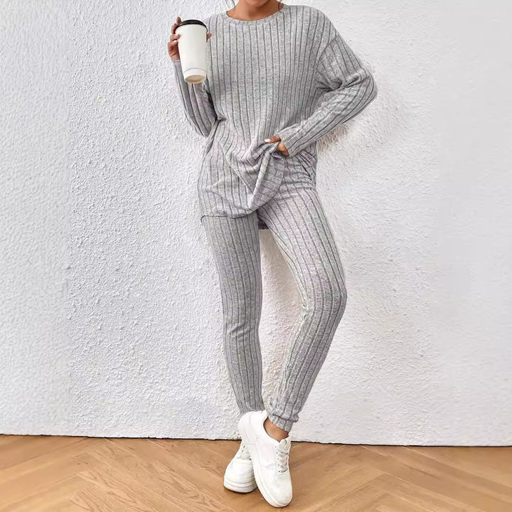 Ladies Long Sleeve Knit Sweater with Ribbed Structure Lune London