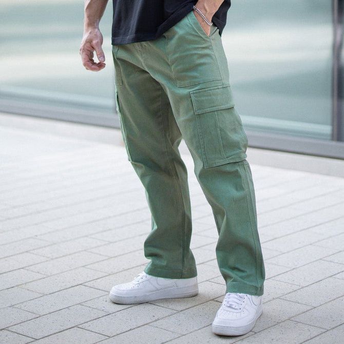 Men's cargo pants with many practical pockets Lune London