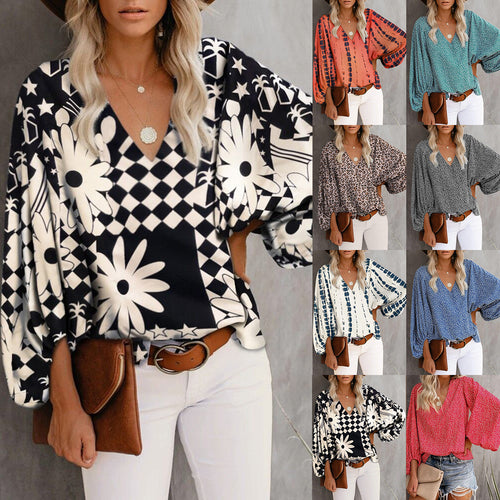 Blouse féminine à la mode avec des manches larges et un col en V Chic & Stil