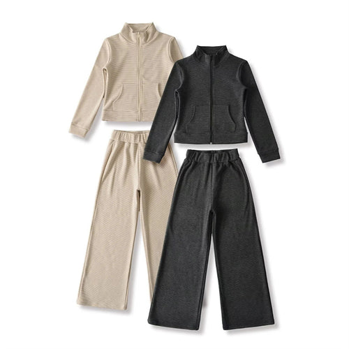 Leisure set for women with high collar and wide pants Amarae
