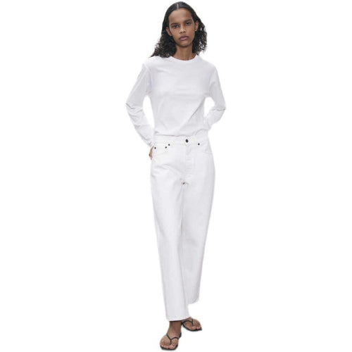 Jeans femmes slim fit au design moderne Chic & Stil