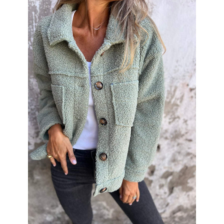Ladies cozy faux fur coat with practical pockets Lune London
