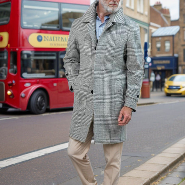 Fashionable trench coat for men with practical pockets and modern fit Amarae
