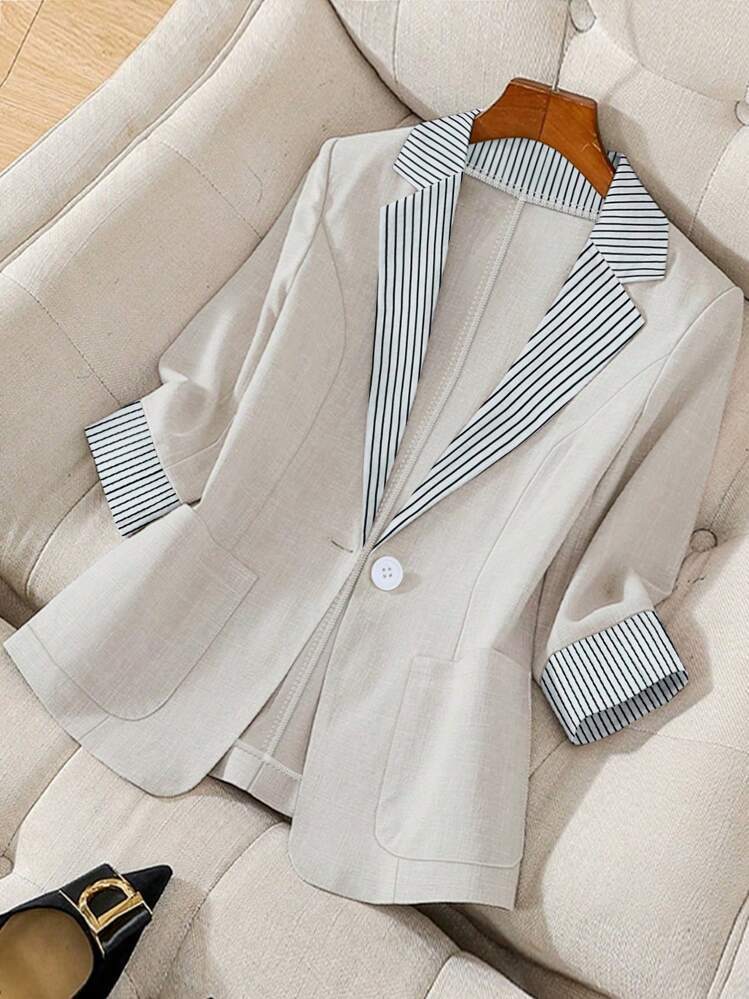 Elegant linen blazer for women with an extra-large cut and modern details Lune London