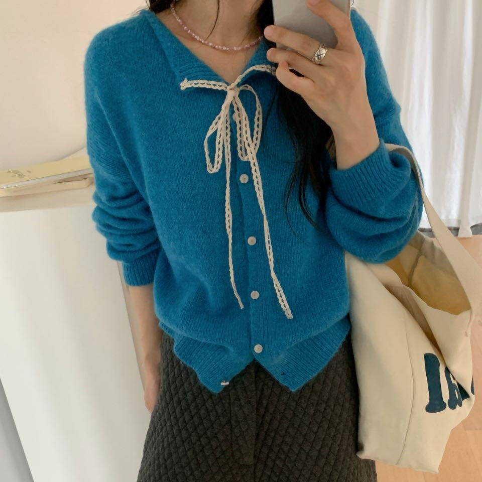 Casual knitted cardigan for women with drawstring and fine structure Lune London