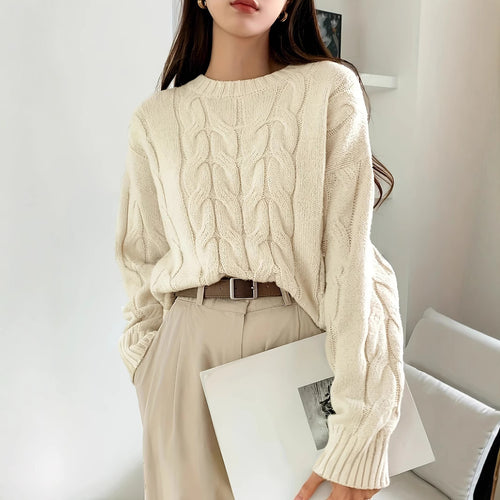Pull en maille épaisse pour femmes avec motif en câble et coupe décontractée Chic & Stil