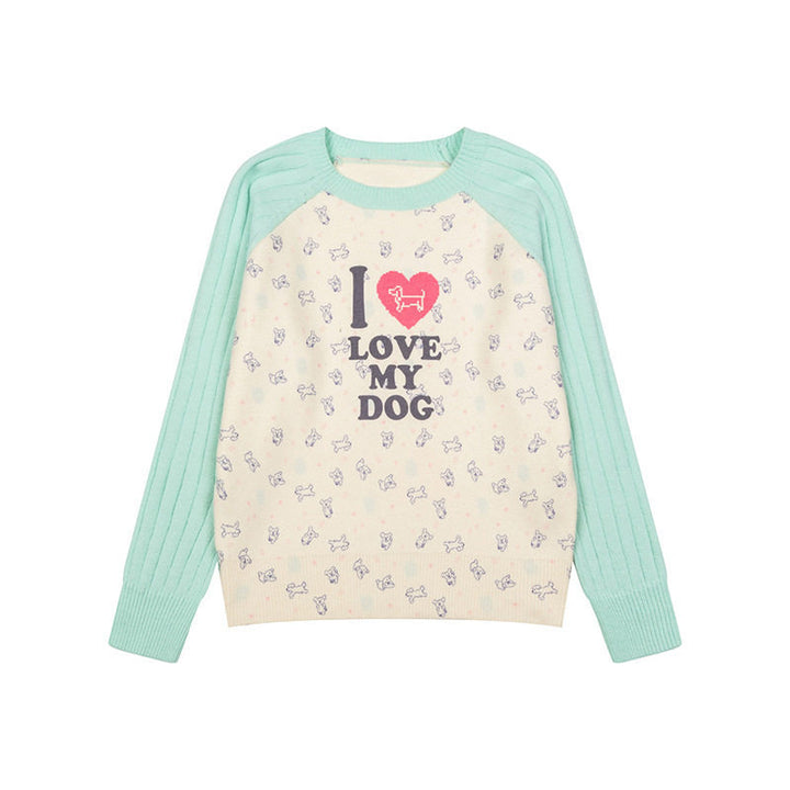Women's knitted raglan sweater with heart dog motif, ribbed sleeves and all-over print Amarae
