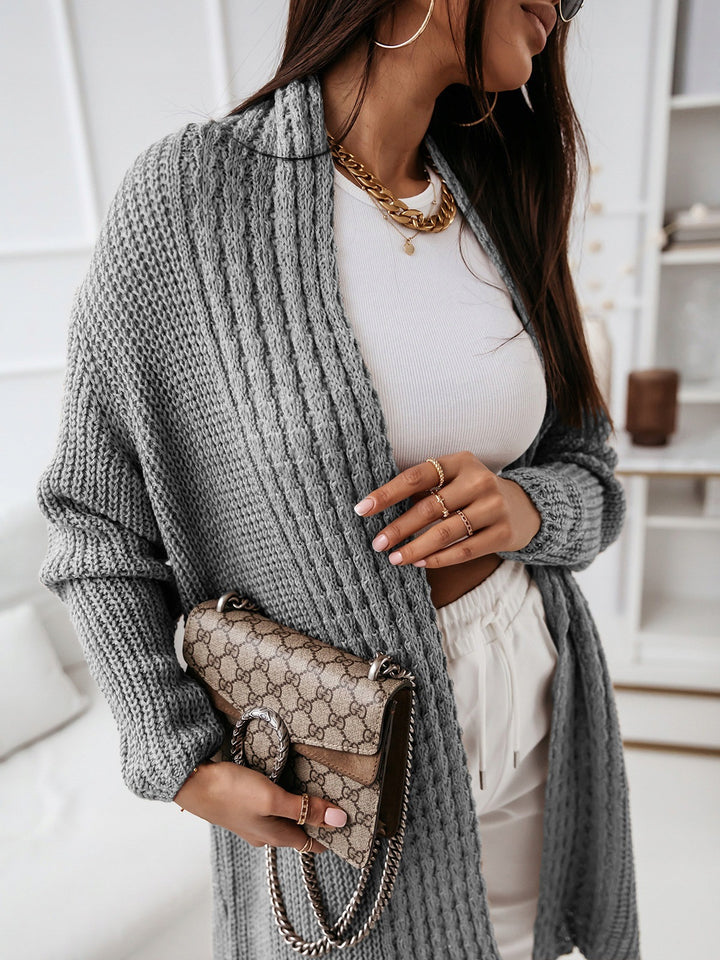 Ladies Chunky Knit Cardigan with Elegant Chic Structure and Style