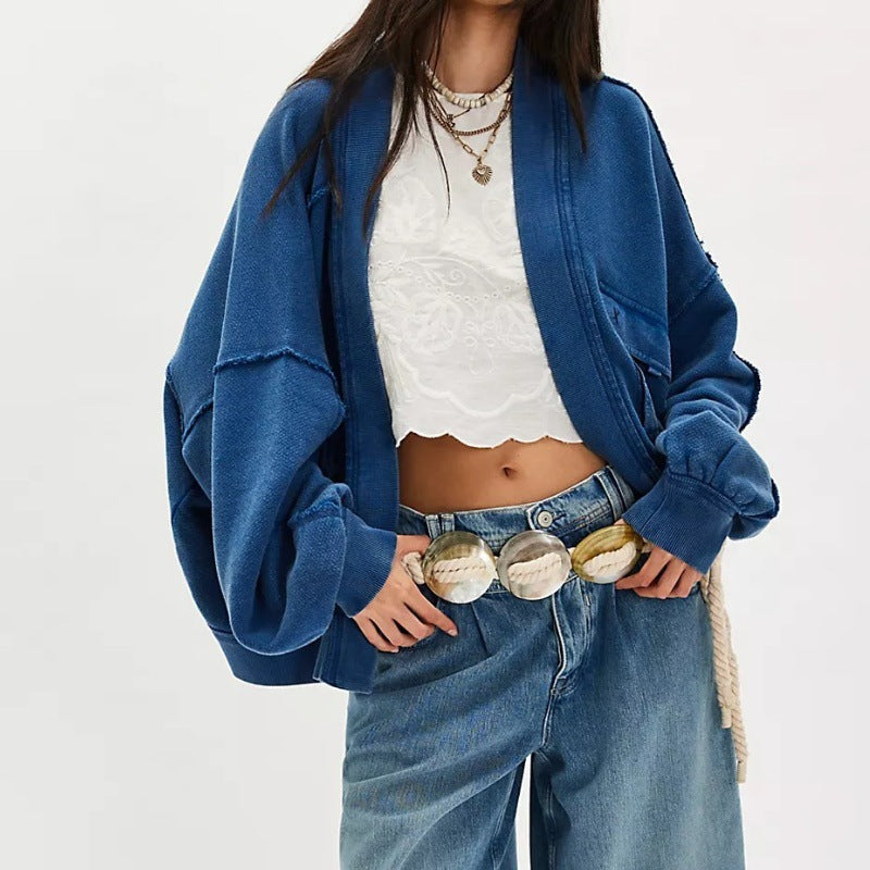 Casual lounge set for women with lace accents and large collar Lune London
