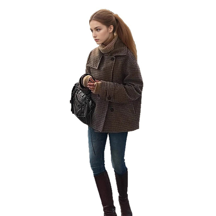Women's short jacket in houndstooth pattern with double-breasted button placket, high stand-up collar, and balloon sleeves Amarae