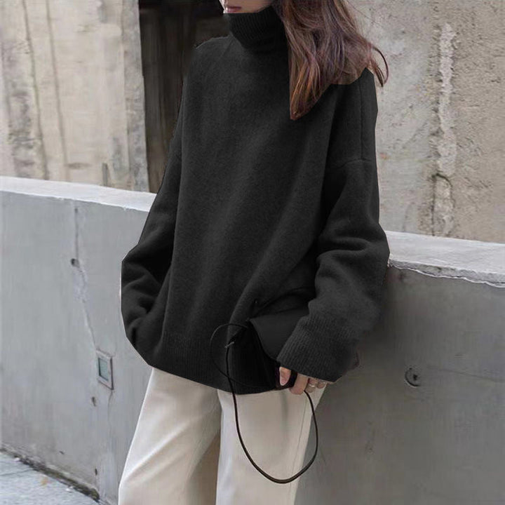 Women comfortable turtleneck sweater made of high-quality wool blend Lune London