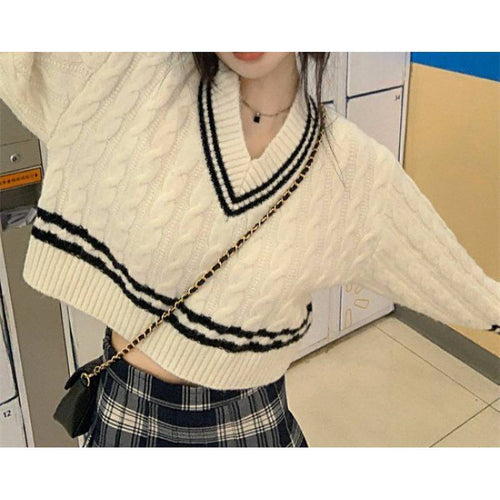 Amarae Women's V-neck Knit Sweater with Textured Pattern