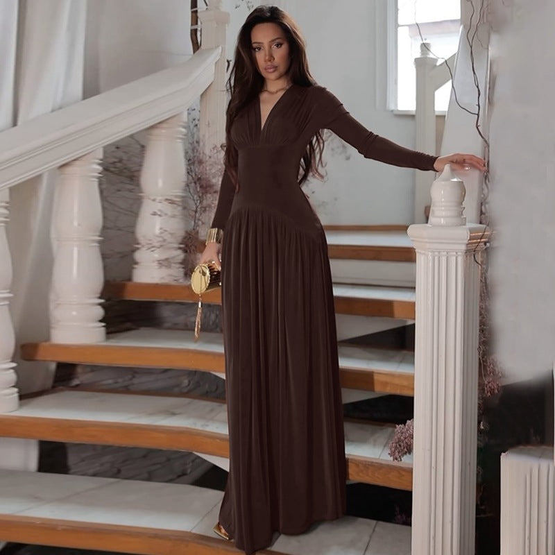 Elegant maxi dress for women with deep V-neckline and flowing cut Lune London
