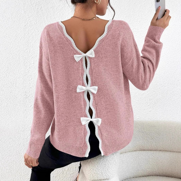 Comfortable knitted sweater for women with decorative knots Lune London