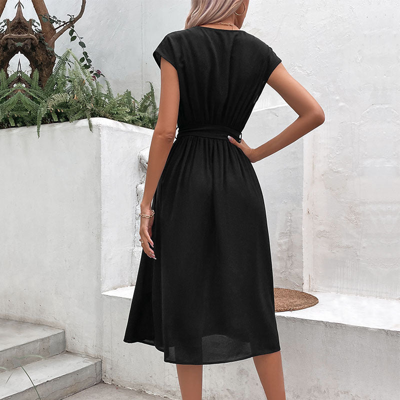 Elegant fitted midi dress at the waist for women Lune London
