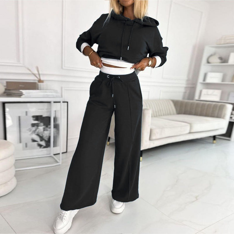 Ladies' sporty lounge set with loose fit and hood Lune London