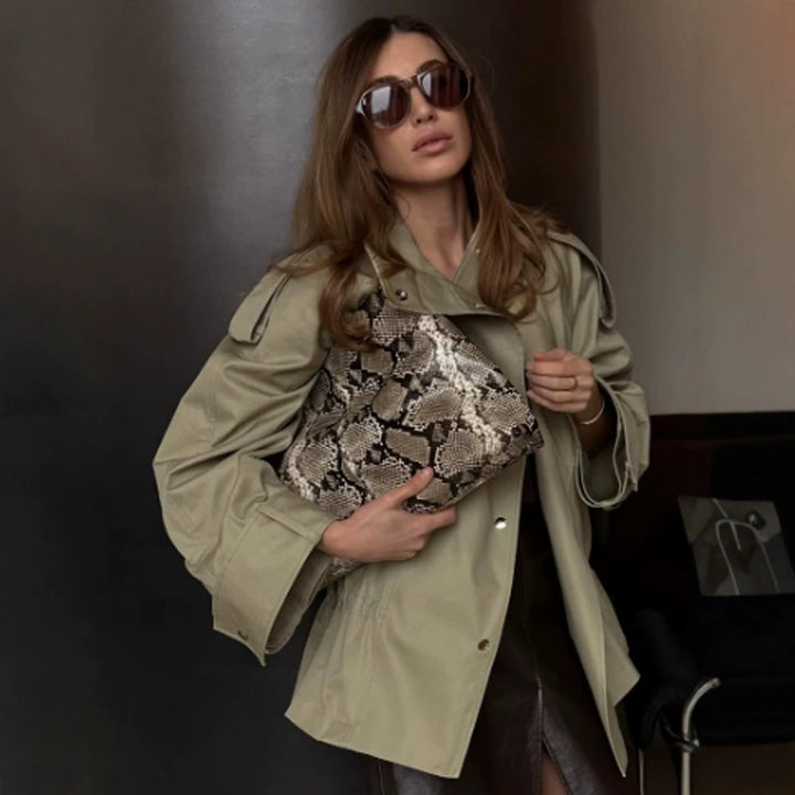Women's short parka with high stand-up collar, shoulder flaps and adjustable drawstring Amarae
