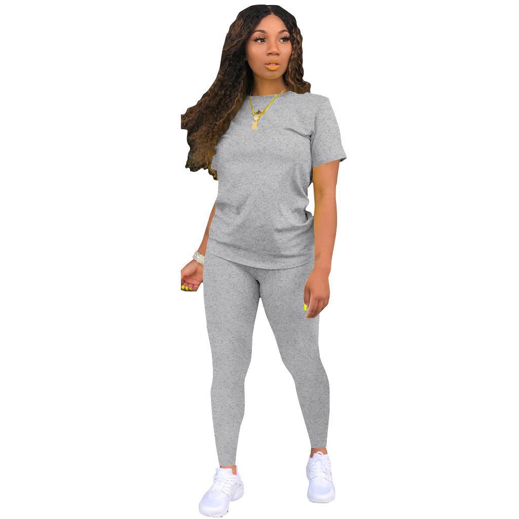 Women's sports set with T-shirt and leggings Lune London