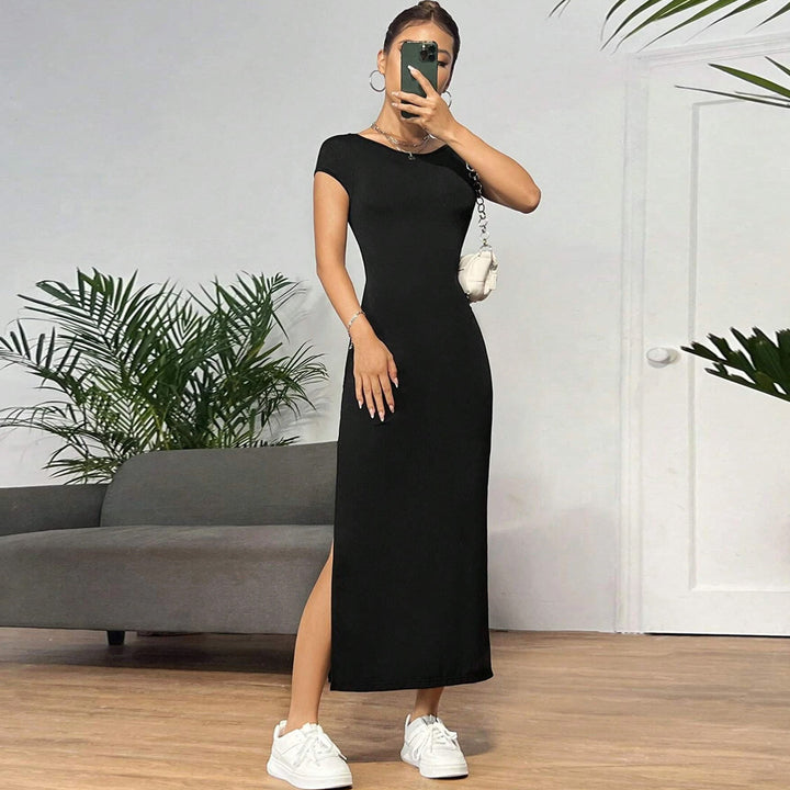 Robe maxi femme en jersey extensible avec une coupe ajustée et un col rond Chic & Stil