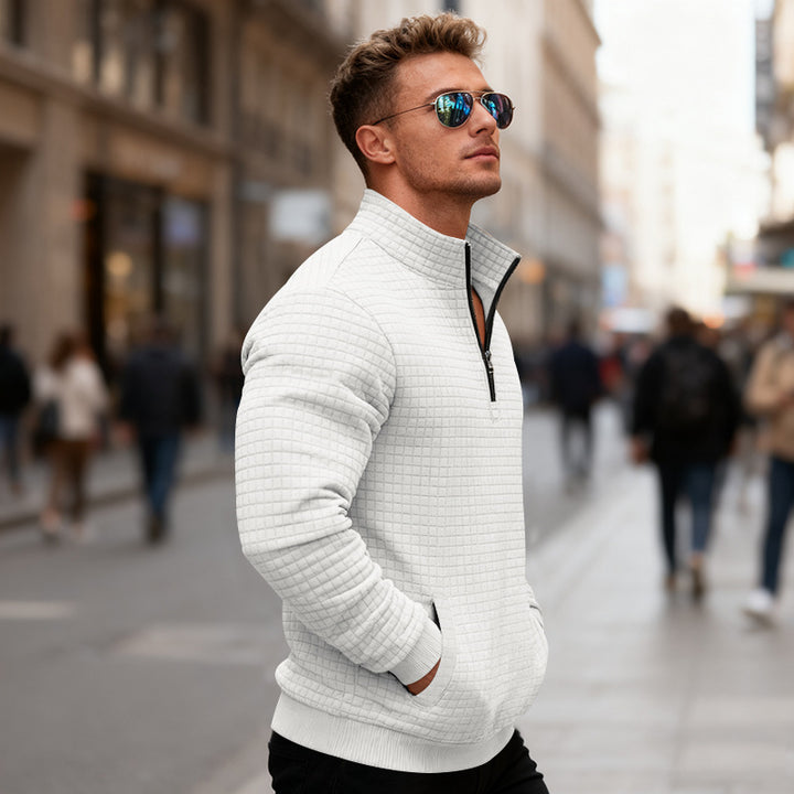 Men's fleece pullover with high collar and practical zipper Chic and style