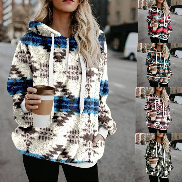 Women's cozy hooded sweatshirt with trendy geometric pattern Lune London