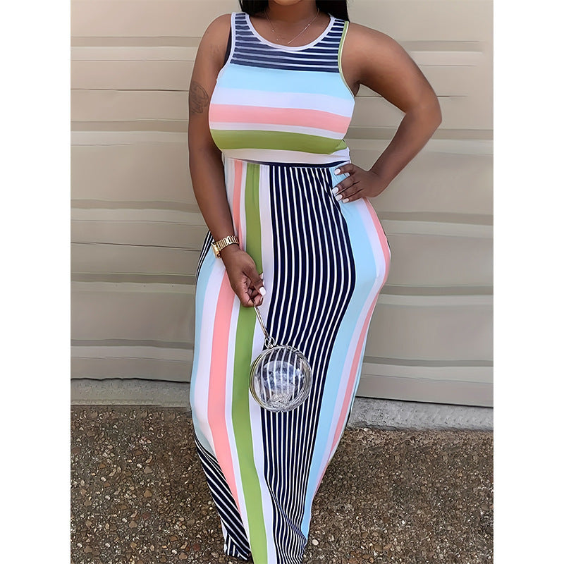 Maxi dress for women with a colorful striped design and a fitted cut Lune London
