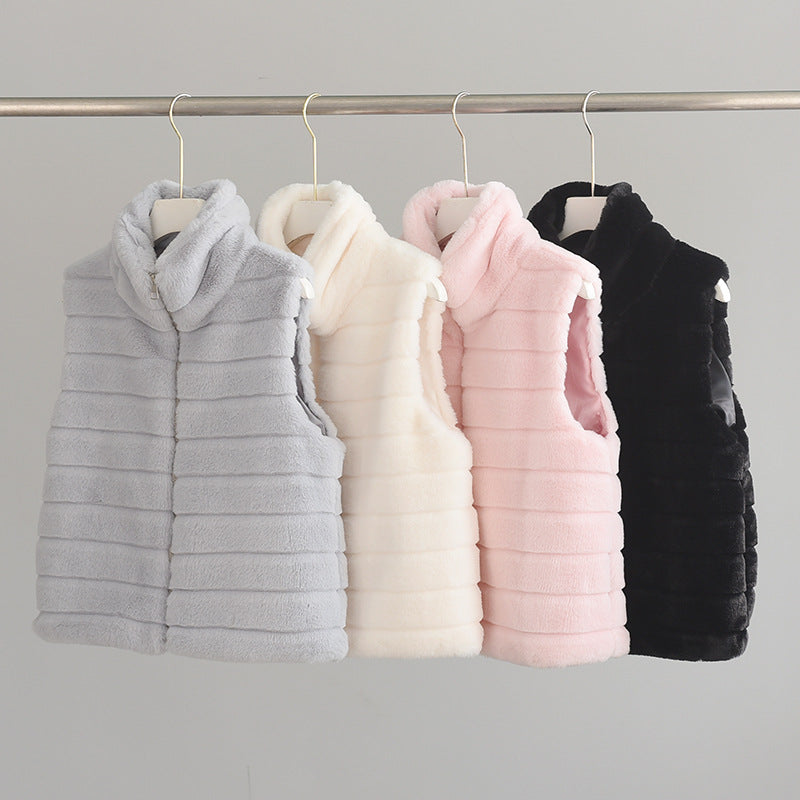 Quilted ladies' jacket in faux fur with high collar Lune London