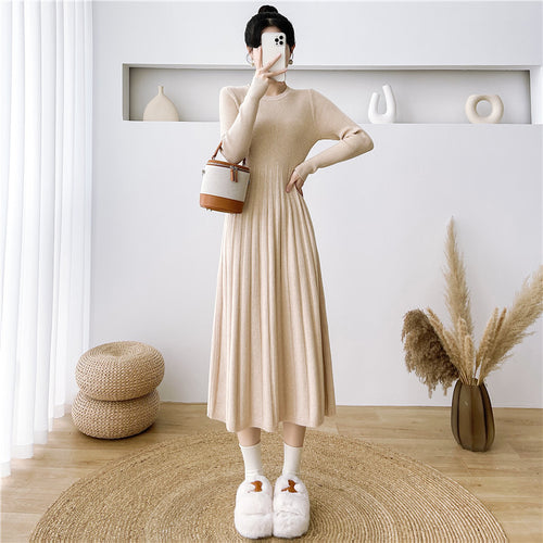 Maxi dress for women with a fine rib design and a narrow cut Amarae