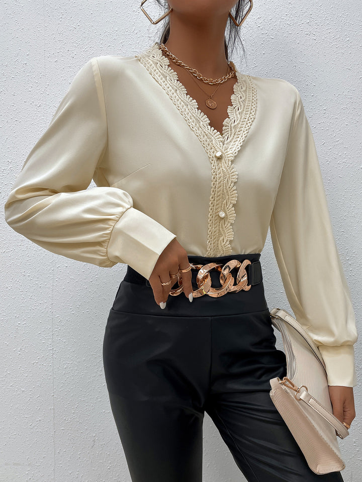 Ladies Elegant blouse with lace and button details Lune London
