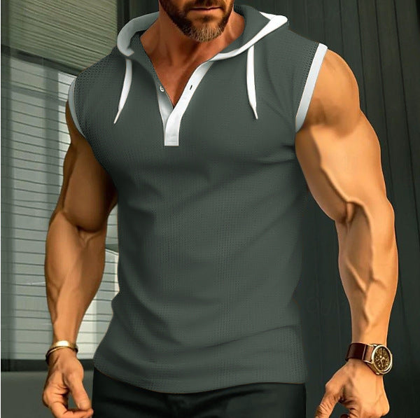 Sleeveless polo for men with modern cut and practical hood Amarae