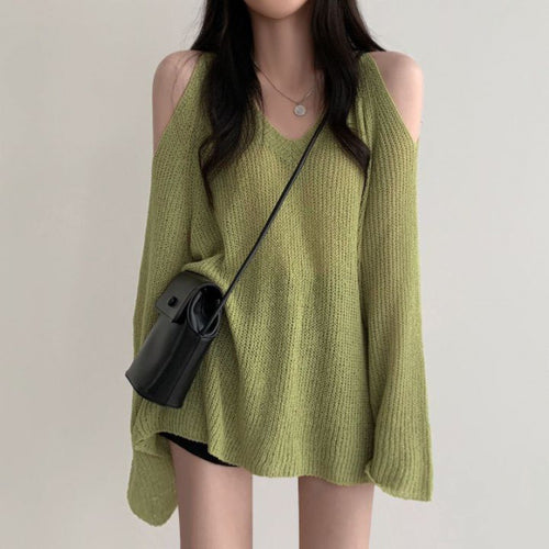 Casual sweater for women with off-shoulder and loose fit Amarae
