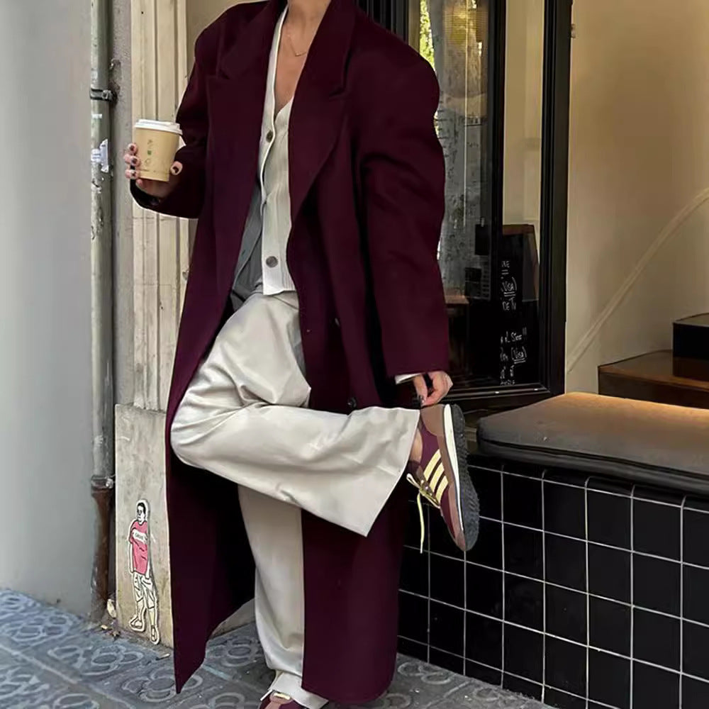 Ladies elegant wool coat with double-breasted design Lune London