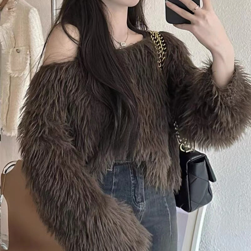 Cropped women's sweater with fluffy texture and off-the-shoulder design Lune London