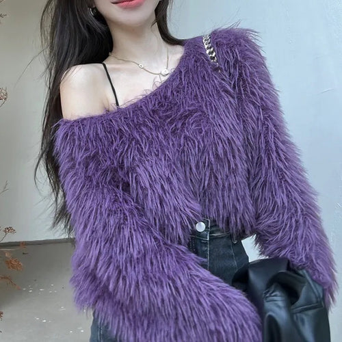 Ladies boucle wool sweater with off-the-shoulder and long sleeves Amarae