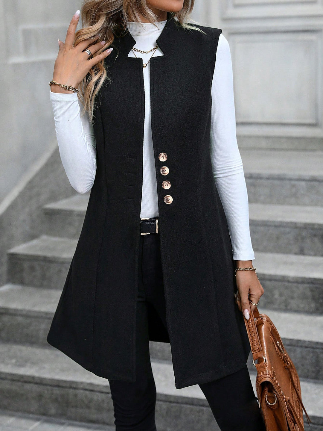 Dames élégant gilet avec des détails de bouton Chic & Stil