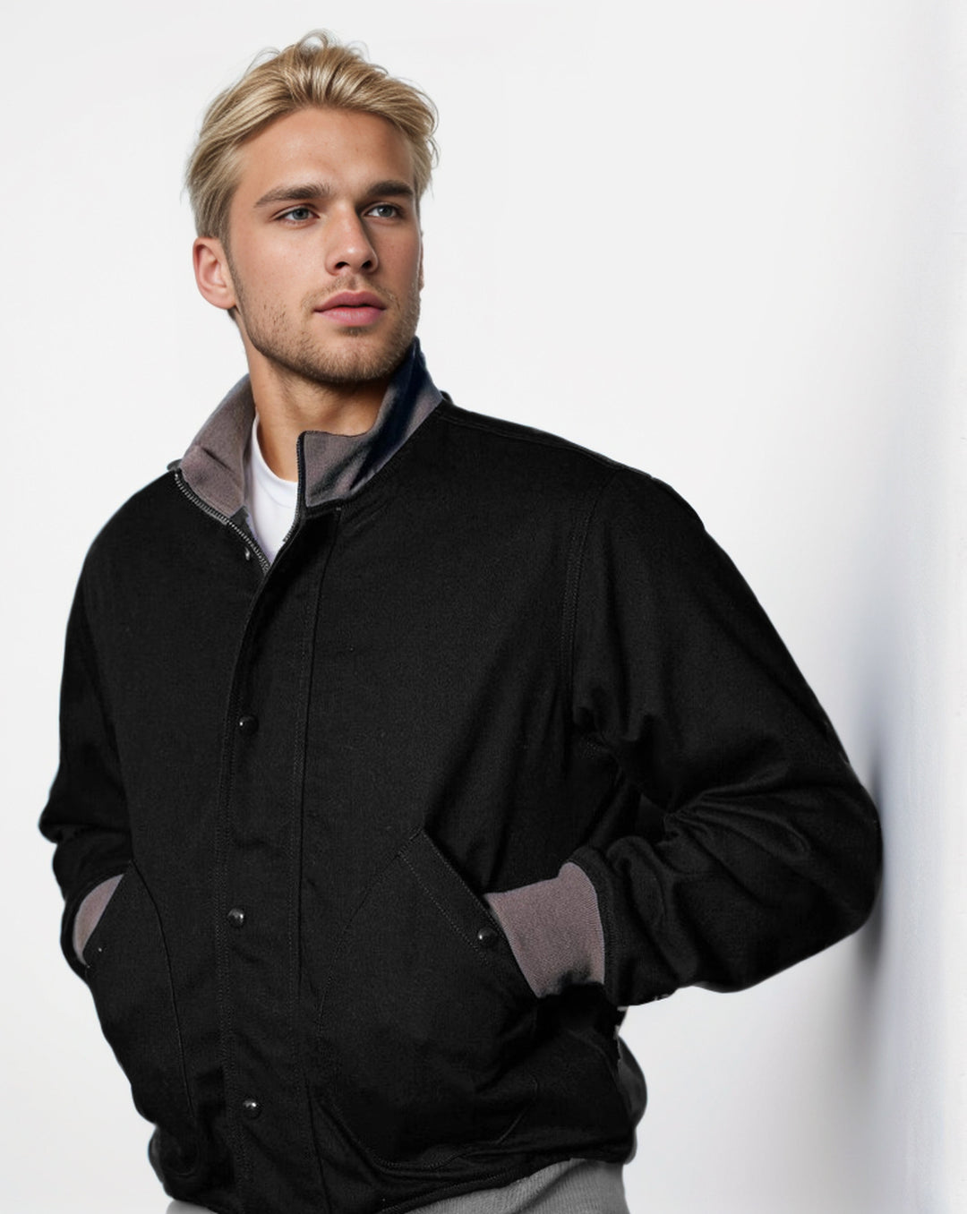 Elegant transition jacket for men with two pockets Amarae