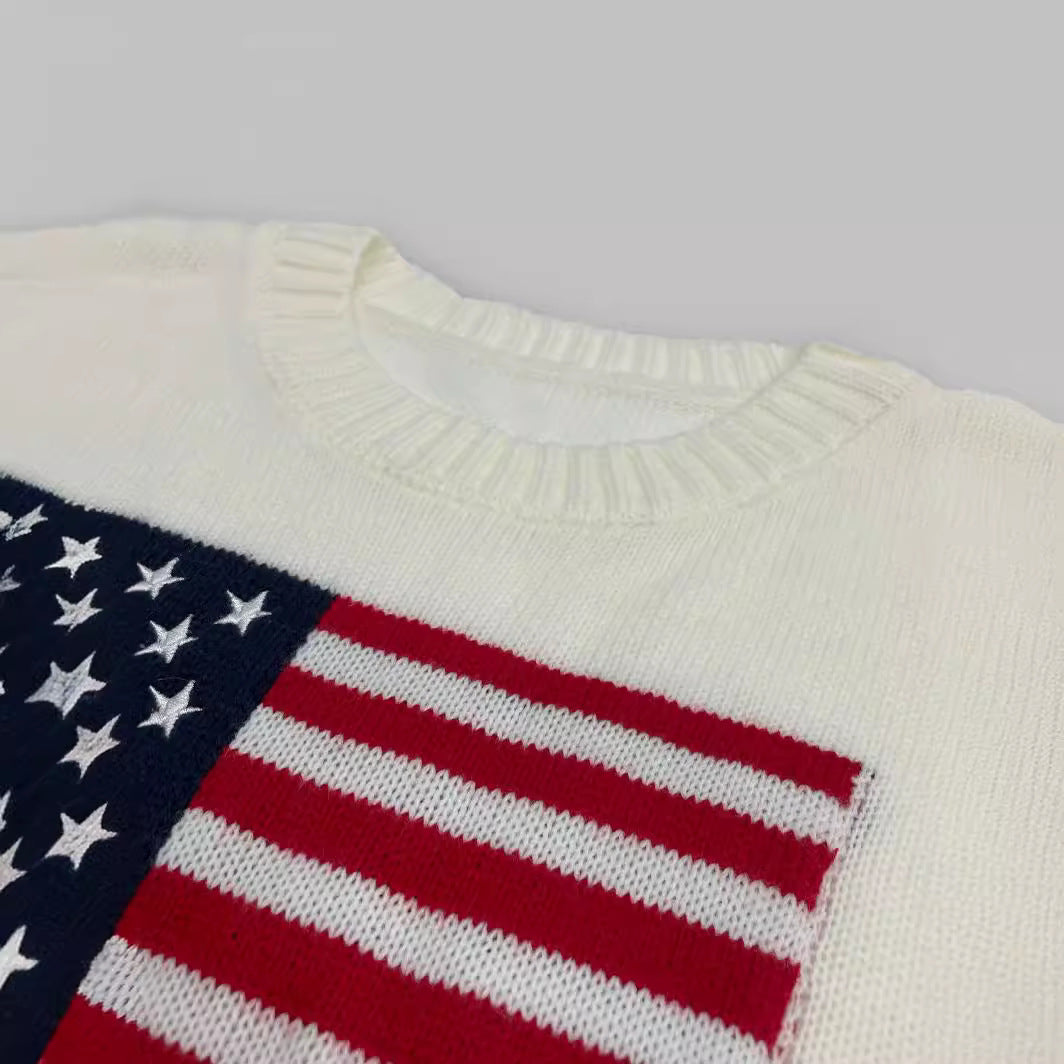 Women's Knitted Sweater with American Flag Motif Lune London