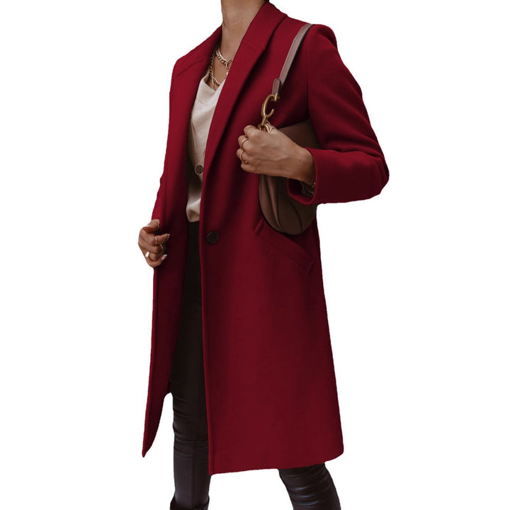 Elegant and high-quality wool coat for women with a fitted cut Lune London