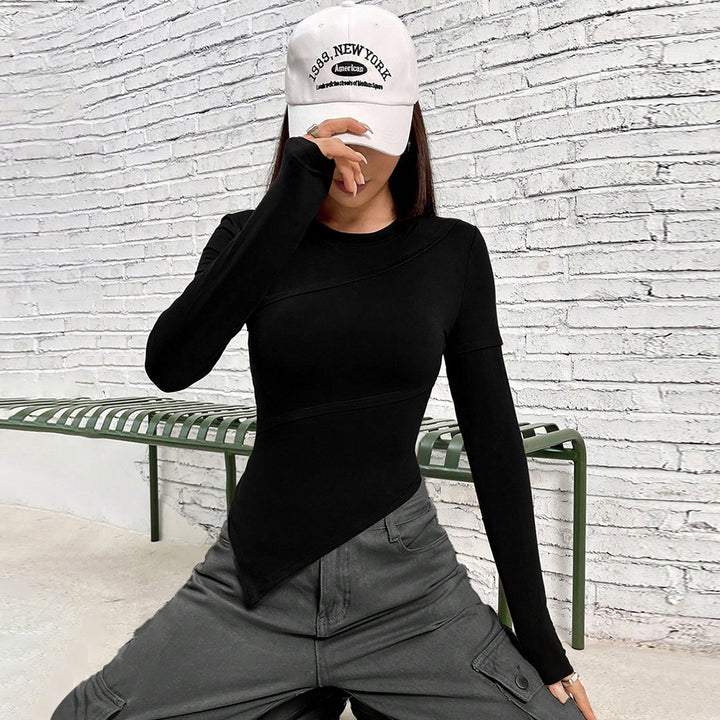 Chemise à manches longues ajustée pour femmes avec design asymétrique et coupe tendance Chic & Stil