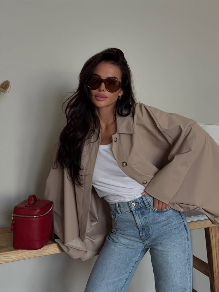 Women's Oversized Cropped Jacket with Voluminous Bat Sleeves and Shirt Collar Amarae