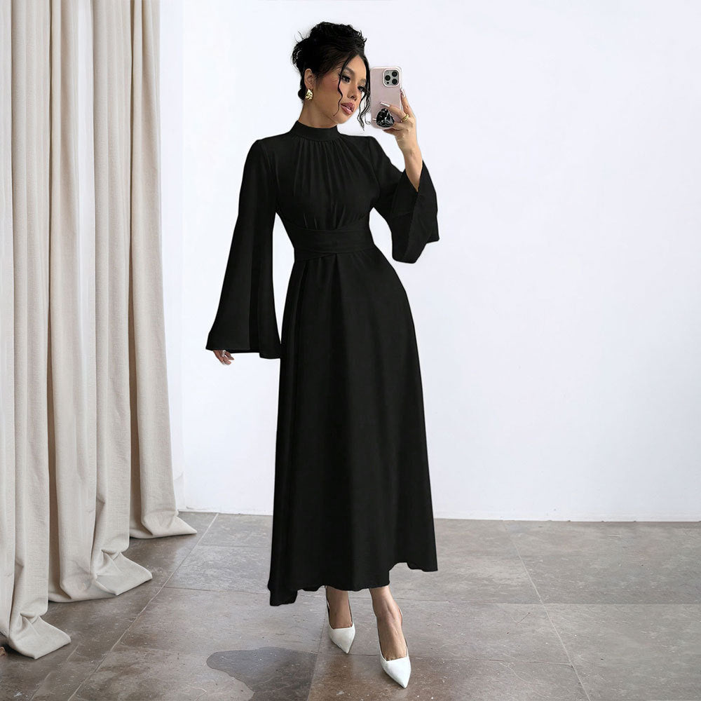 Robe maxi élégante pour femme avec manches fluides et col haut Chic & Stil